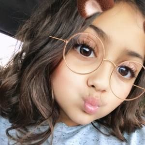 Meet your Posher, Angelina